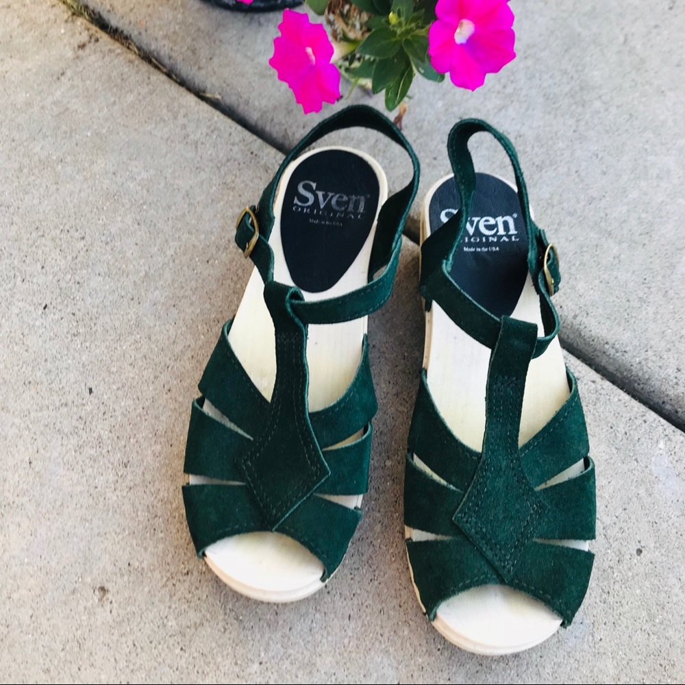 Sven sandals . Sample sale buy SUPER cute size 38